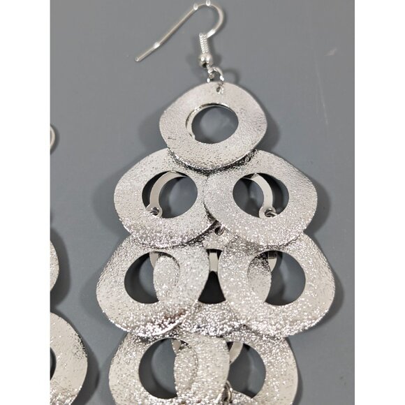 Silver Tone Textured Round Disc Chandelier Charm Statement Earrings MOD Long - Picture 5 of 9